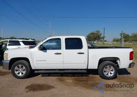 2013 Chevrolet Silverado 1500 Lt z USA, uszkodzony, nr VIN 3GCPCSE06DG130165